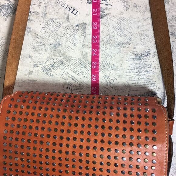 PATRICIA NASH ITALIAN LEATHER STUDDED SADDLE BAG - Picture 15 of 15